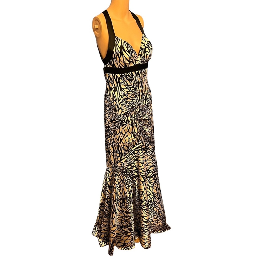 Morgan & Co. Mermaid Style Gown. Size S. Black/White.